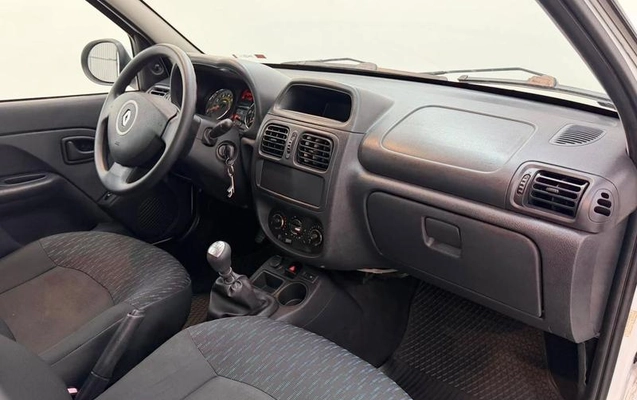 imagem-https://www.socarrao.com.br/sc-vehicle-images-prod/4381037/1792252598278-8558449_8_B_8c1354cf83.jpeg