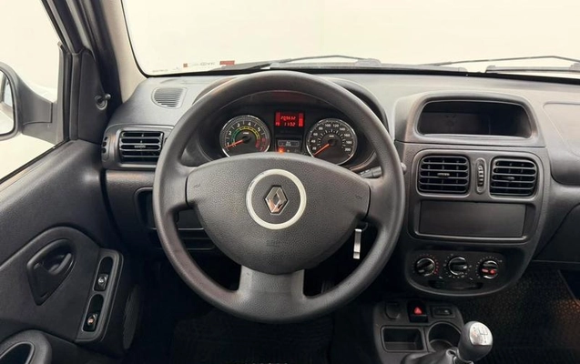 imagem-https://www.socarrao.com.br/sc-vehicle-images-prod/4381037/1792252598286-8558449_11_B_7dee9ba88e.jpeg