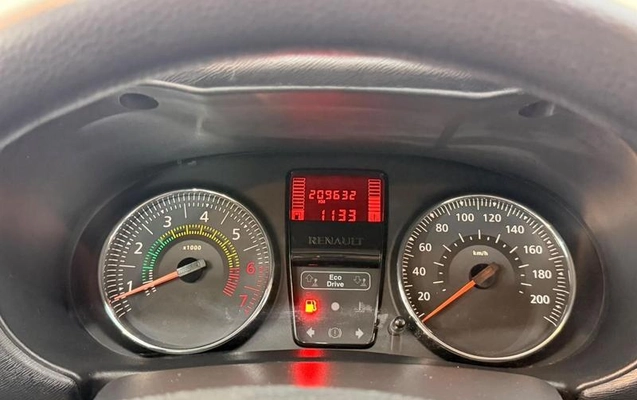 imagem-https://www.socarrao.com.br/sc-vehicle-images-prod/4381037/1792252598294-8558449_15_B_ec273ae946.jpeg