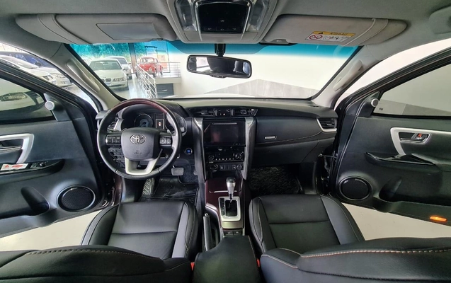 imagem-https://www.socarrao.com.br/sc-vehicle-images-prod/4381039/1792252423097-16c62ebbfe854b21a028ec7579d9e96e_1792252359905.jpg
