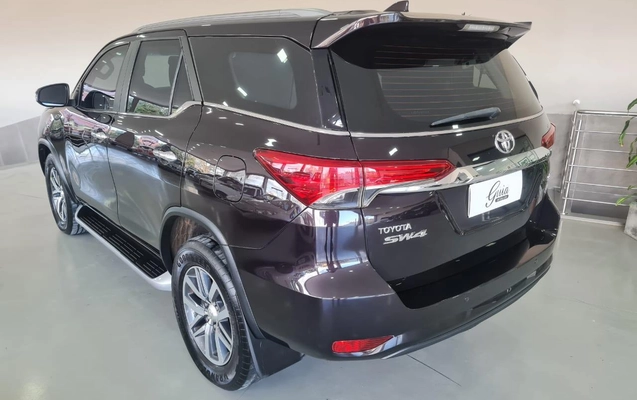 imagem-https://www.socarrao.com.br/sc-vehicle-images-prod/4381039/1792252423109-b84701248e8c43dbb76527431e8ee3cd_1792252359973.jpg