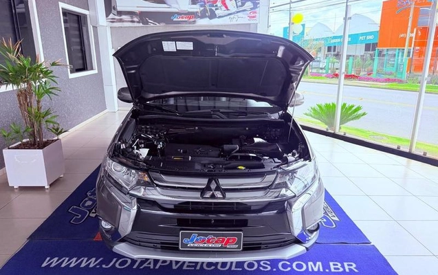 imagem-https://www.socarrao.com.br/sc-vehicle-images-prod/4381056/1792253308354-8573347_7_B_ef26e9dad8.jpeg