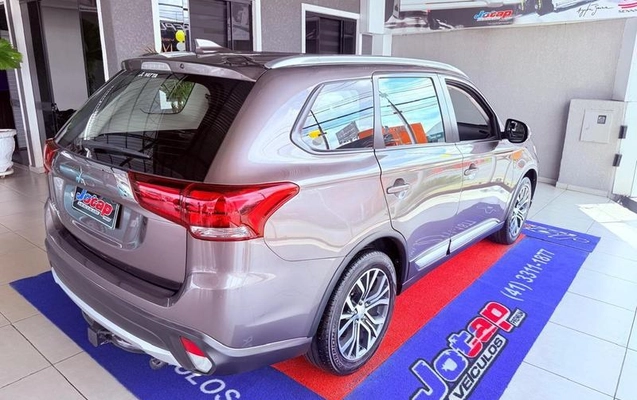 imagem-https://www.socarrao.com.br/sc-vehicle-images-prod/4381056/1792253308364-8573347_7_B_0f65704bb3.jpeg