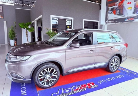 Mitsubishi OUTLANDER 2.0 16V 160cv Aut. 2017 Marrom — foto 1 de 3