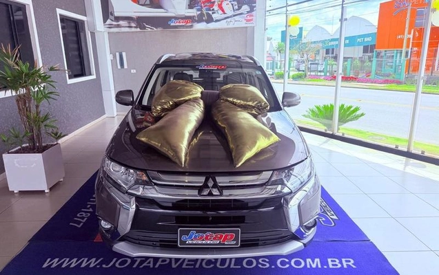 imagem-https://www.socarrao.com.br/sc-vehicle-images-prod/4381056/1792775238581-8573347_2_B_65c38065c0.jpeg