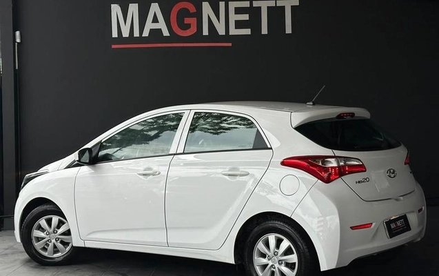 imagem-https://www.socarrao.com.br/sc-vehicle-images-prod/4381060/1792685736895-8508075_2_B_831e659d55.jpeg