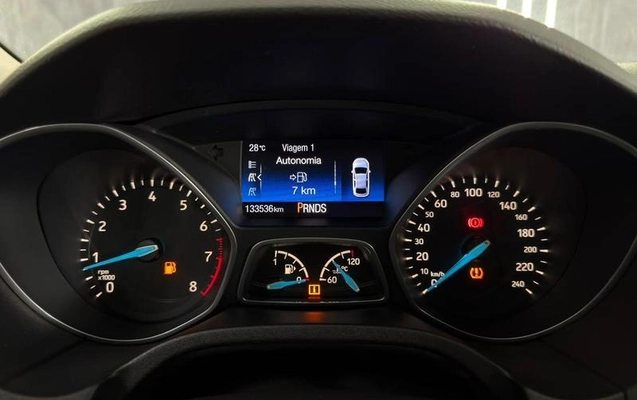 imagem-https://www.socarrao.com.br/sc-vehicle-images-prod/4381219/1792254381077-8581715_14_B_1f5dcaee2a.jpeg