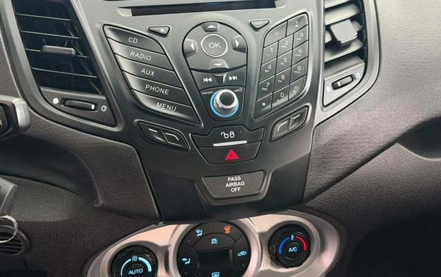 imagem-https://www.socarrao.com.br/sc-vehicle-images-prod/4381232/1792254904470-8484383_11_B_fe5000a89e.jpeg