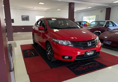 Honda City 2014 Vermelho — foto 1 de 3