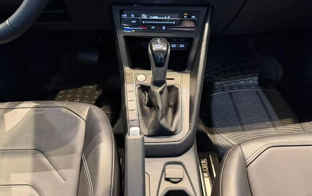 imagem-https://www.socarrao.com.br/sc-vehicle-images-prod/4381263/1792257038405-8581854_3_B_f87ed6db8f.jpeg