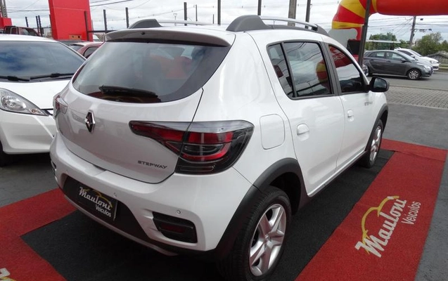 imagem-https://www.socarrao.com.br/sc-vehicle-images-prod/4381266/1792500617400-8581850_6_B_a932b4dabe.jpeg