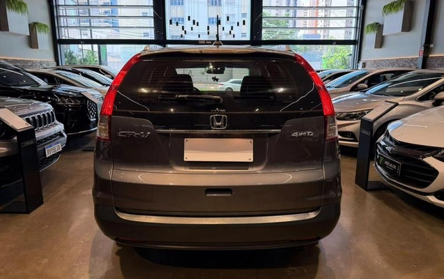 imagem-https://www.socarrao.com.br/sc-vehicle-images-prod/4381268/1792257390792-8581815_3_B_5f9bbc7726.jpeg