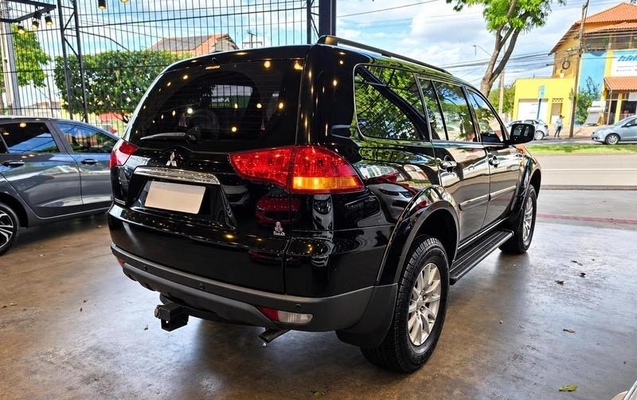 imagem-https://www.socarrao.com.br/sc-vehicle-images-prod/4381272/1792257554807-8581886_1_B_70734b1cb2.jpeg