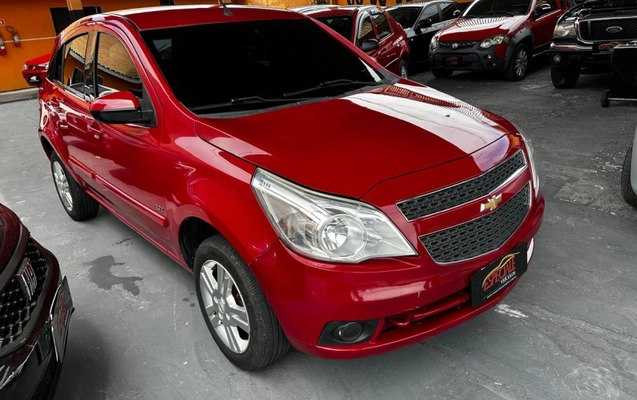 imagem-https://www.socarrao.com.br/sc-vehicle-images-prod/4381277/1792258108015-KtrS2hfYnv4VVBCl9t2ZCPhtWRy1gt3D.jpg
