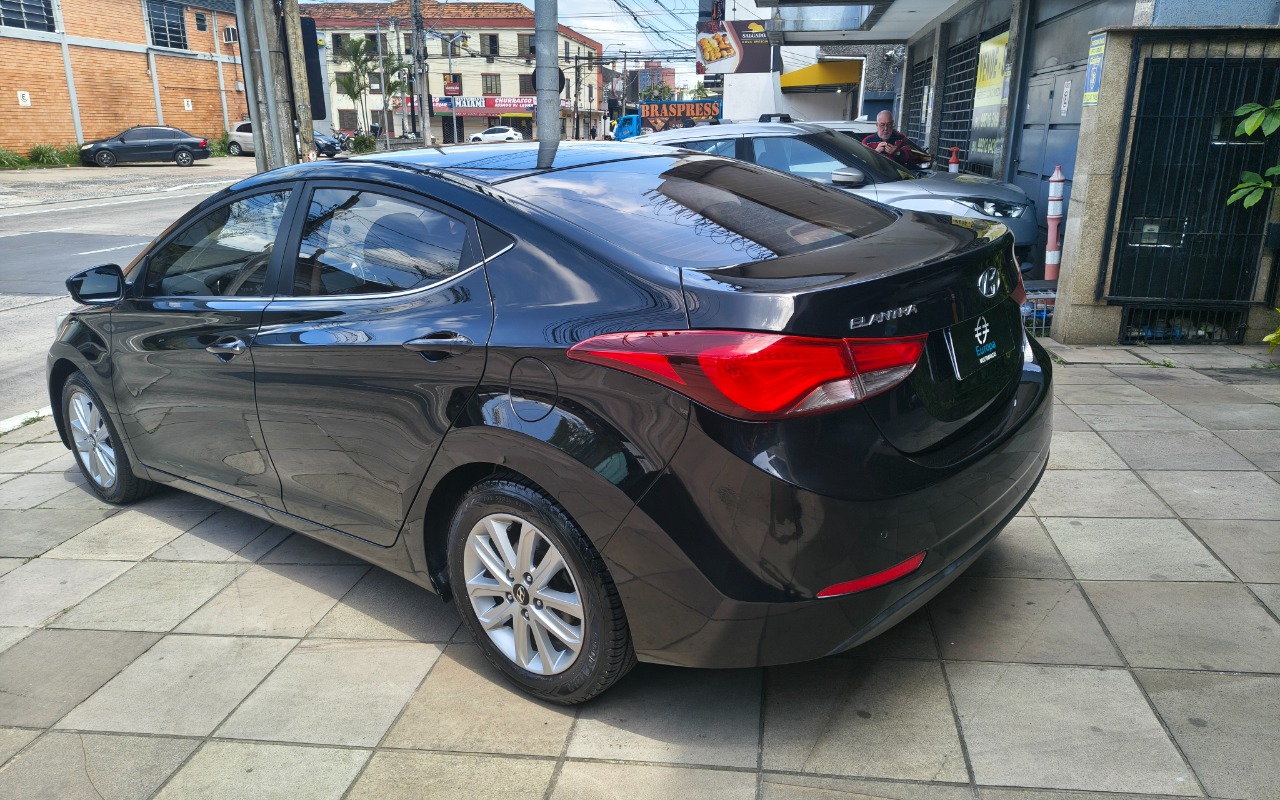 imagem-https://www.socarrao.com.br/sc-vehicle-images-prod/4381280/1792605154882-SU1HXzIwMjYxMDIxXzEyNTE1NzMwNF9IRFIuanBn.jpg