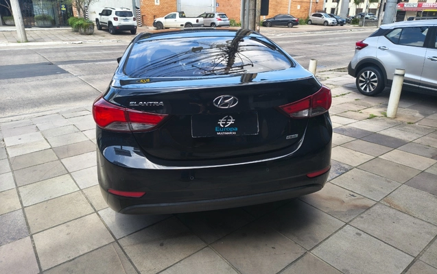 imagem-https://www.socarrao.com.br/sc-vehicle-images-prod/4381280/1792605154943-SU1HXzIwMjYxMDIxXzEyNTIwMTUzN19IRFIuanBn.jpg