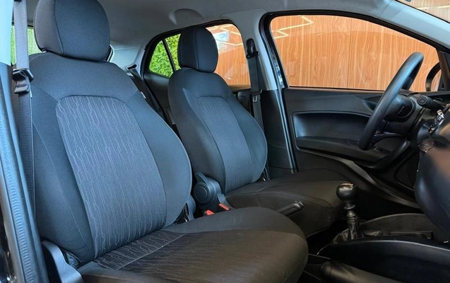 imagem-https://www.socarrao.com.br/sc-vehicle-images-prod/4381338/1792693073958-8557492_18_B_c646daf38e.jpeg