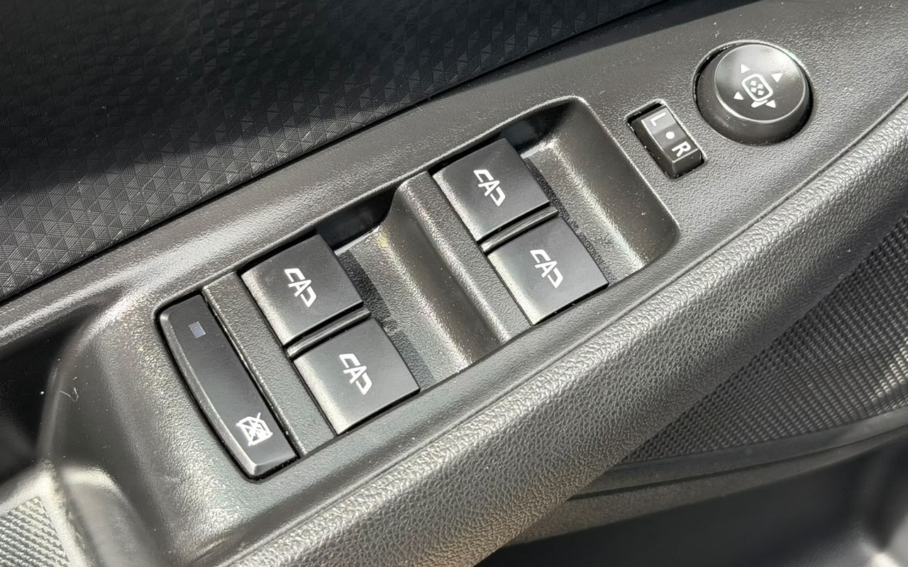imagem-https://www.socarrao.com.br/sc-vehicle-images-prod/4381342/1792263108566-V2hhdHNBcHAgSW1hZ2UgMjAyNi0xMC0xNyBhdCAxNS4yMC4zMyAoMikuanBlZw.jpeg