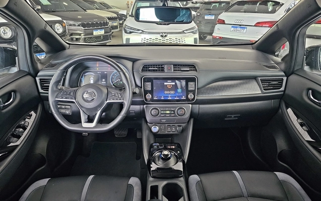 imagem-https://www.socarrao.com.br/sc-vehicle-images-prod/4381345/1792263501466-QpVCRITIkn3wzcoVL2xA7FMB40iSil81.jpg