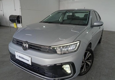 Volkswagen Virtus 2023 Prata — foto 1 de 3