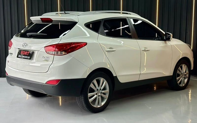 imagem-https://www.socarrao.com.br/sc-vehicle-images-prod/4381478/1792269329286-8582244_0_B_04026c6152.jpeg