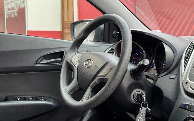 imagem-https://www.socarrao.com.br/sc-vehicle-images-prod/4381508/1792274505397-8574064_8_B_5801cdd548.jpeg