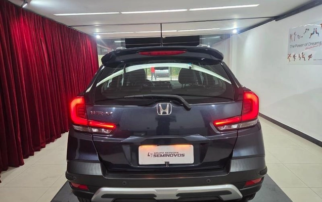 imagem-https://www.socarrao.com.br/sc-vehicle-images-prod/4381743/1792610780119-8582347_2_B_c7c51950a9.jpeg