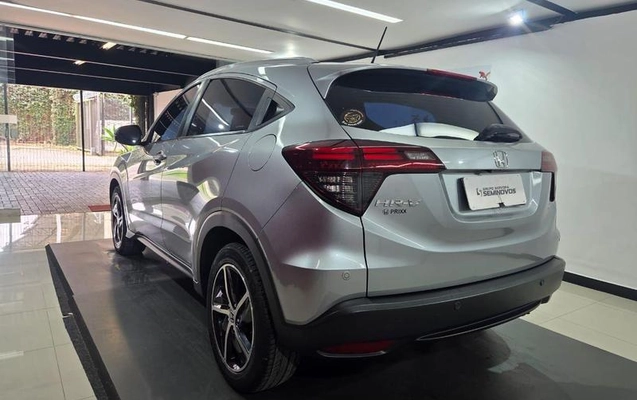 imagem-https://www.socarrao.com.br/sc-vehicle-images-prod/4381774/1792610595266-8582348_2_B_46641d2eaf.jpeg
