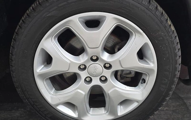 imagem-https://www.socarrao.com.br/sc-vehicle-images-prod/4381840/1792610452969-8582352_2_B_26b010fd73.jpeg