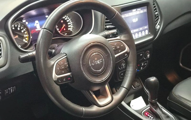 imagem-https://www.socarrao.com.br/sc-vehicle-images-prod/4381840/1792610452984-8582352_8_B_86bc730fc6.jpeg