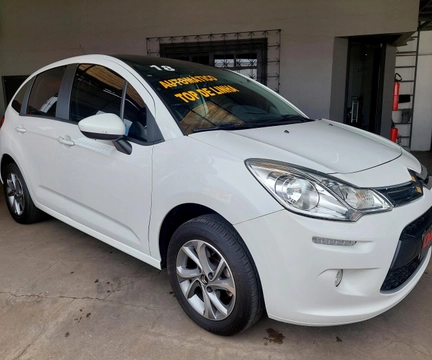 Citroën C3 2018 Branco — foto 1 de 3