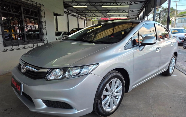 imagem-https://www.socarrao.com.br/sc-vehicle-images-prod/43842/1779119076977-Q2l2aWMgTFhTIDIwMTMgKDMpLmpwZw.jpg