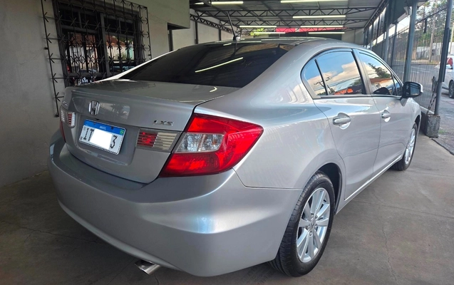 imagem-https://www.socarrao.com.br/sc-vehicle-images-prod/43842/1779119077094-Q2l2aWMgTFhTIDIwMTMgKDQpLmpwZw.jpg