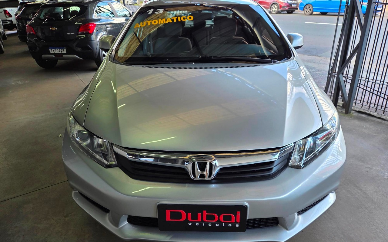 imagem-https://www.socarrao.com.br/sc-vehicle-images-prod/43842/1779119077462-Q2l2aWMgTFhTIDIwMTMgKDUpLmpwZw.jpg