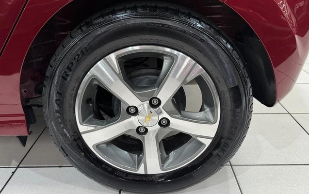 imagem-https://www.socarrao.com.br/sc-vehicle-images-prod/4384849/1792524133517-8582385_17_B_830af1f33d.jpeg