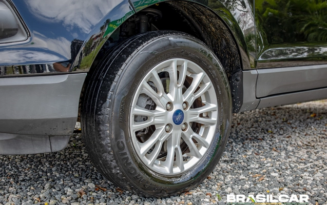 imagem-https://www.socarrao.com.br/sc-vehicle-images-prod/4385305/1792354215714-003_85bd490ca476dc7757a91ed5f36c48fc.jpg