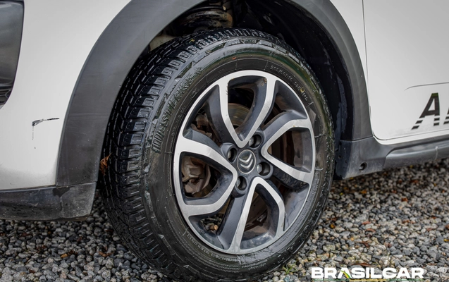 imagem-https://www.socarrao.com.br/sc-vehicle-images-prod/4385309/1792355207106-003_979bc70c0c08340d1dd0d47bf13d7197.jpg