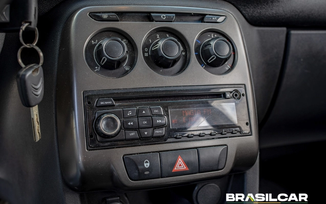 imagem-https://www.socarrao.com.br/sc-vehicle-images-prod/4385309/1792355207121-003_6da8a3ad7fa5fafa7058bf73fff789be.jpg