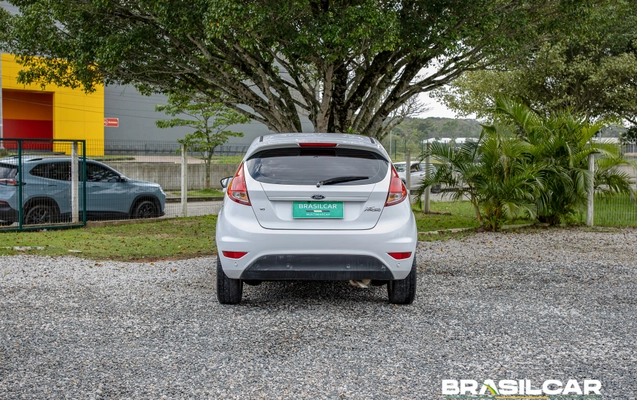 imagem-https://www.socarrao.com.br/sc-vehicle-images-prod/4385311/1792355870153-003_afc08c80a62922c5d04c8f17ed9fd2d3.jpg