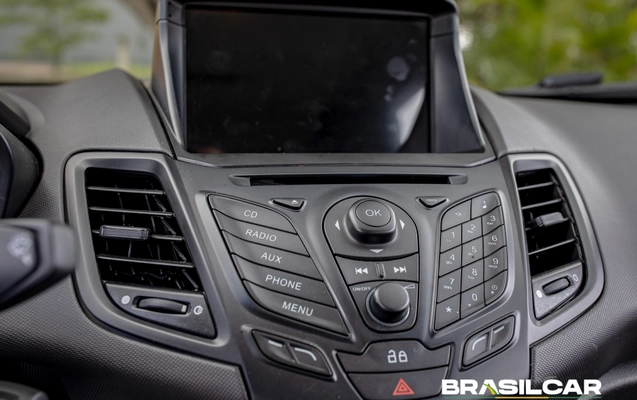 imagem-https://www.socarrao.com.br/sc-vehicle-images-prod/4385311/1792355870160-003_1eee3b8d715b1d0ec5333e7e2ba0980a.jpg