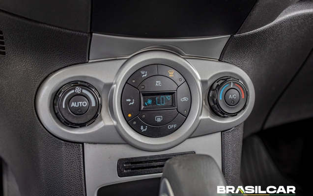 imagem-https://www.socarrao.com.br/sc-vehicle-images-prod/4385311/1792355870161-003_3cb94bea7087de8c23fece7dbf5e1586.jpg