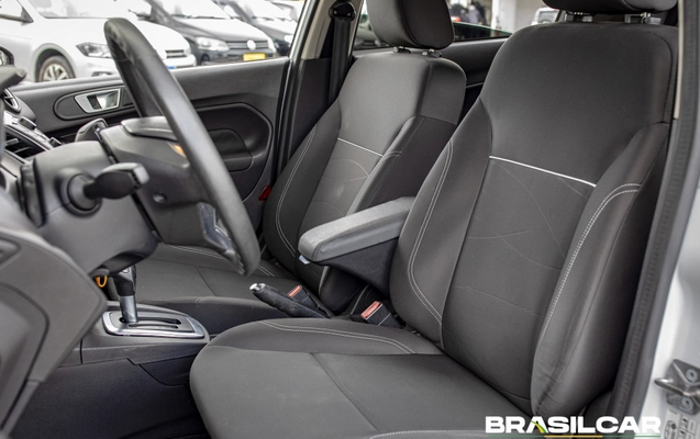imagem-https://www.socarrao.com.br/sc-vehicle-images-prod/4385311/1792355870167-003_840696311f6f1bfeab3749b651f35dd1.jpg