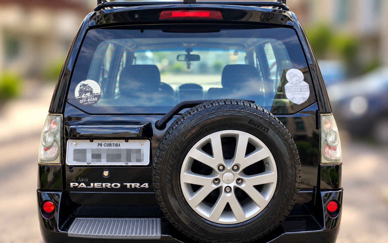 imagem-https://www.socarrao.com.br/sc-vehicle-images-prod/4385371/1792373382230-YTIucG5n.png