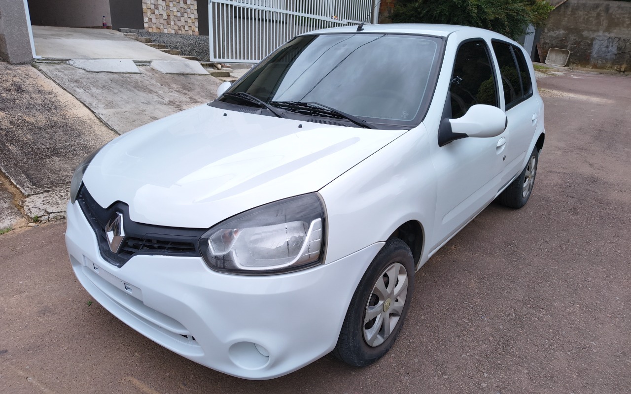 Renault Clio 2016 Branco — foto 1 de 3