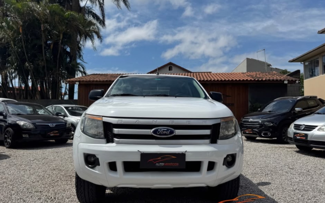 imagem-https://www.socarrao.com.br/sc-vehicle-images-prod/4385475/1792365510558-Mi5qcGVn.jpeg