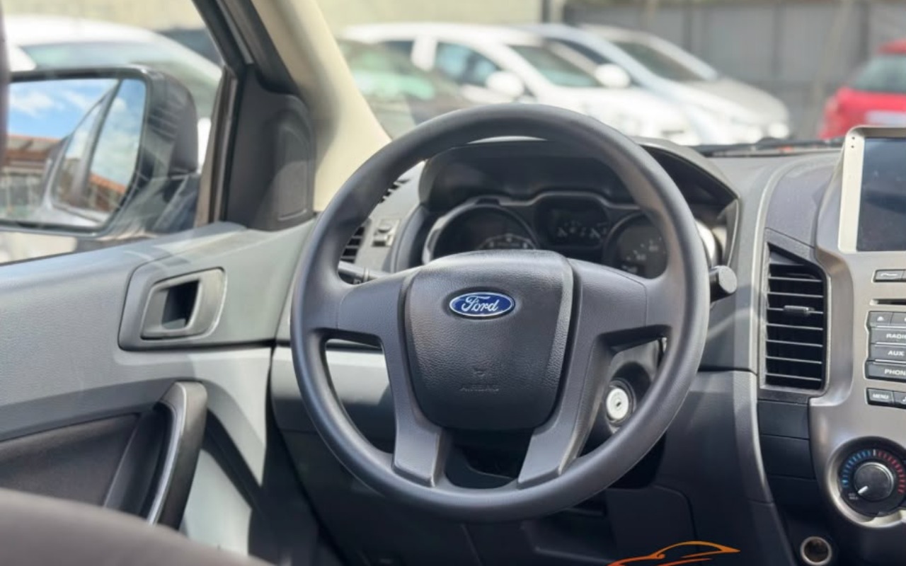 imagem-https://www.socarrao.com.br/sc-vehicle-images-prod/4385475/1792365511148-MTEuanBlZw.jpeg