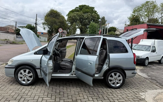 imagem-https://www.socarrao.com.br/sc-vehicle-images-prod/4385702/1792375208899-V2hhdHNBcHAgSW1hZ2UgMjAyNi0xMC0xNSBhdCAxMy4zMi40OSAoMykuanBlZw.jpeg
