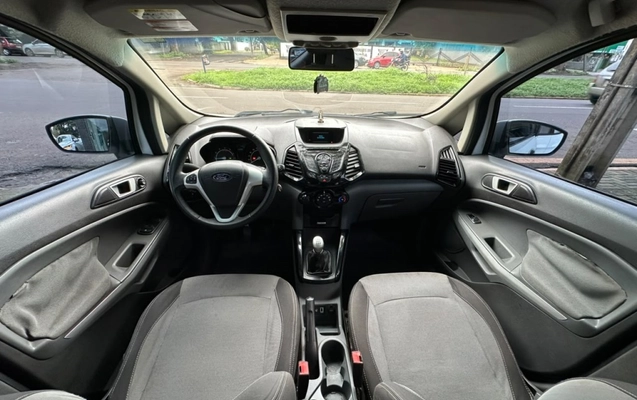 imagem-https://www.socarrao.com.br/sc-vehicle-images-prod/4388541/1792407909170-6_054625.jpg