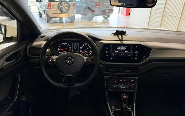 imagem-https://www.socarrao.com.br/sc-vehicle-images-prod/4388542/1792408021765-8552838_11_B_79cb69d1c3.jpeg