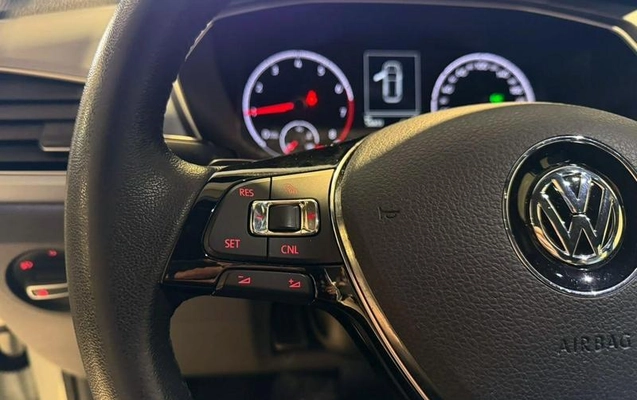 imagem-https://www.socarrao.com.br/sc-vehicle-images-prod/4388542/1792408021800-8552838_20_B_cc3a8c4b65.jpeg